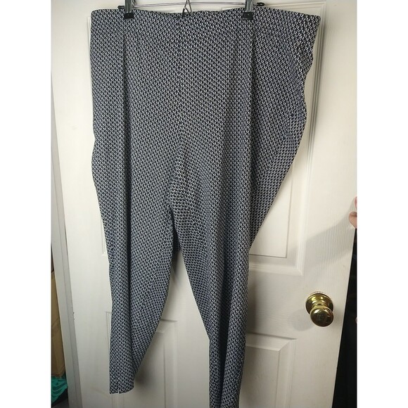 Lila ROSE WOMAN 18W Flat Feont Blue Black Abstract Cropped Ankle Dress Pants... - Picture 1 of 9